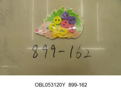 刺猬穿纽扣15*10*0.5cm_OBL053120Y