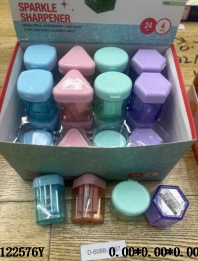 文具用品 单孔卷笔刀 4色混  3.5*2.2*2cm  24/中盒_OBL122576Y