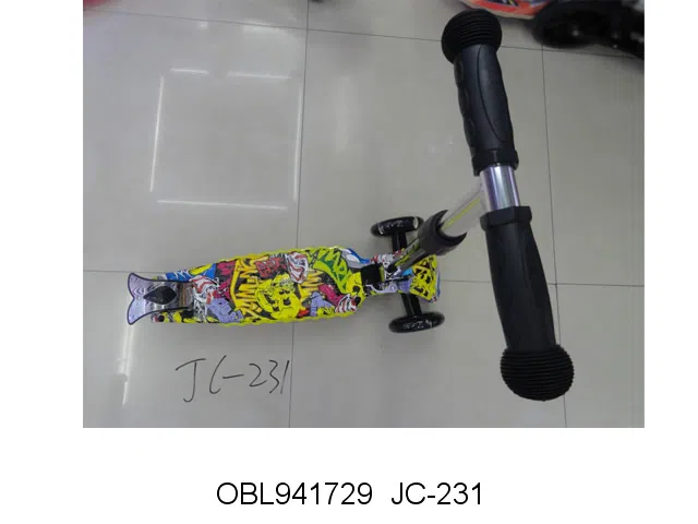 大米高PU三轮滑板车带灯光 3-4色混装_OBL941729