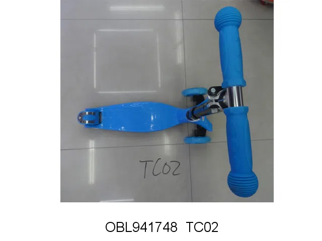 米高四轮滑板车带灯光 可折叠 4色混装_OBL941748