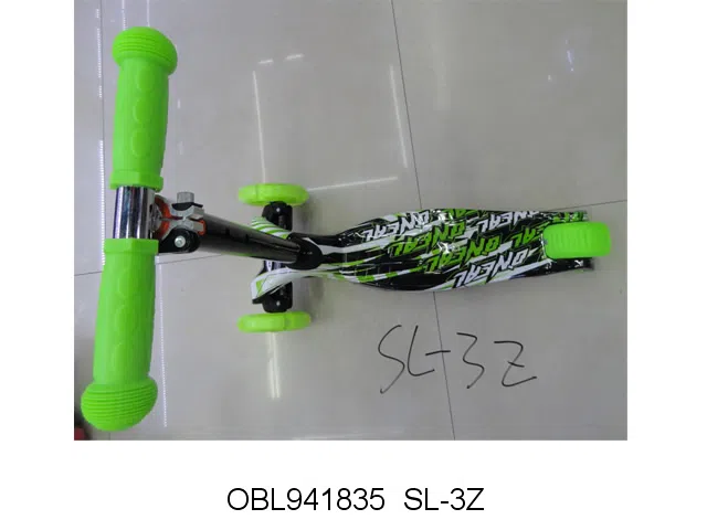 大米高PU四轮滑板车带灯光 水转印3-4色混装_OBL941835