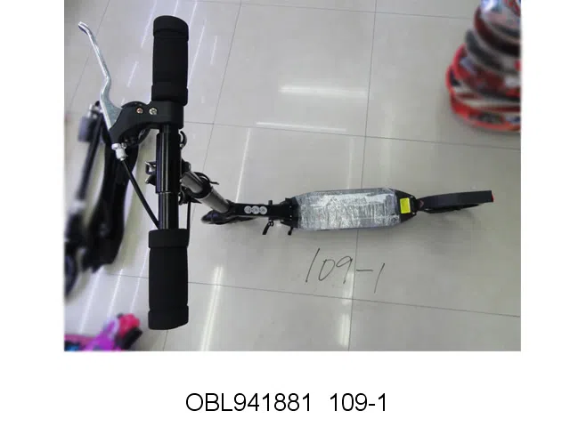 全铝合金PU轮滑板车带手刹 黑 白2色混装_OBL941881